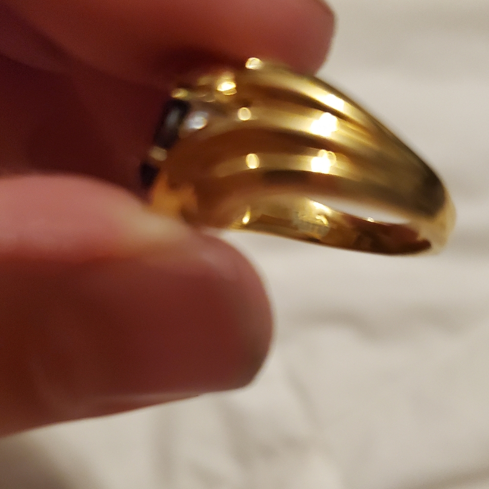 Karis Gold and crystal designer ring - Picture 3 of 9